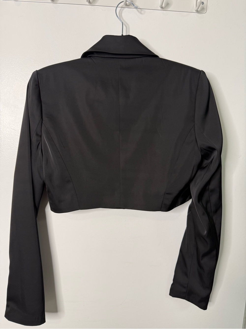 House of Harlow 1960 Black Cropped Double-Button Satin Blazer Preppy Jacket - Picture 2 of 4